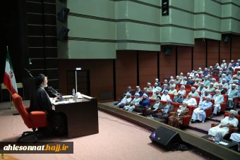 سرپرست حجاج ایرانی: 

روحانیون کاروانها برای تاثیرگذاری و ارتباط با زایران وقت کافی بگذارند 4