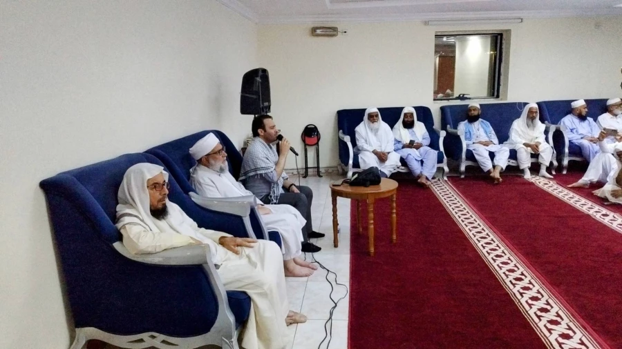 گزارش تصویری/

برگزاری محفل انس با قرآن با حضور زائران سیستان و بلوچستان در هتل مکه کنکورد 4