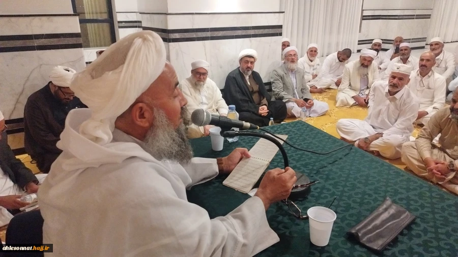 گزارش تصویری 

برگزاری اولین محفل انس و معرفت در هتل بونسیانا مکه با حضور پرشور زائران خراسانی  3