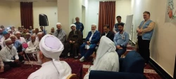 نمایش وحدت و همدلی اسلامی در سرزمین وحی؛ زائران شیعه و سنی ایران در کنار یکدیگر 4