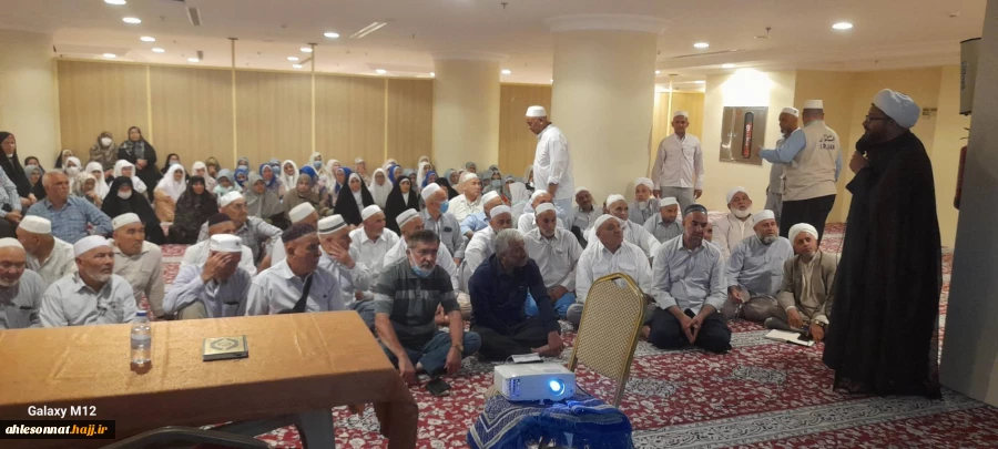 اولین برنامه روایتگری «حج ابراهیمی» ویژه کاروان‌های اهل سنت در مکه برگزار شد 11