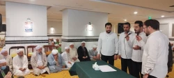 همدلی زائران اهل سنت گلستان با مردم مظلوم غزه در جوار بیت‌الله‌الحرام 4