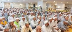همدلی زائران اهل سنت گلستان با مردم مظلوم غزه در جوار بیت‌الله‌الحرام 6