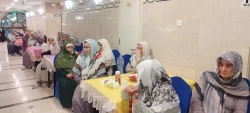 گزارش تصویری/

محفل انس با قرآن در مدینه با حضور زائران استان گلستان 7