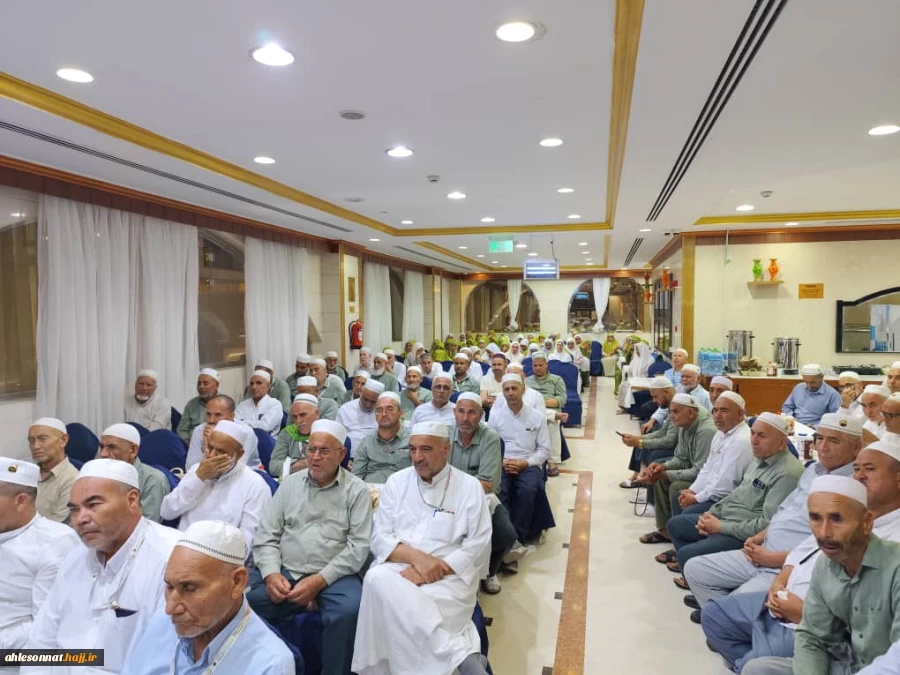 محفل انس و معرفت در هتل منازل الحسن با حضور زایران استان گلستان ۲۹ خرداد ۱۴۰۴ 4